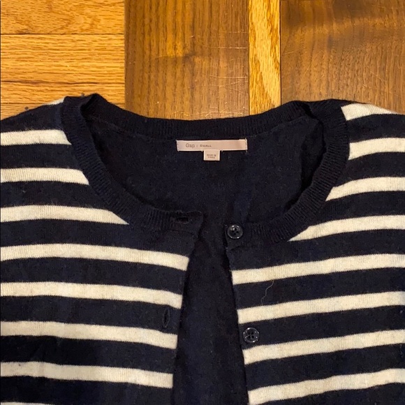 Gap Navy and White Striped Cardigan - Picture 2 of 4